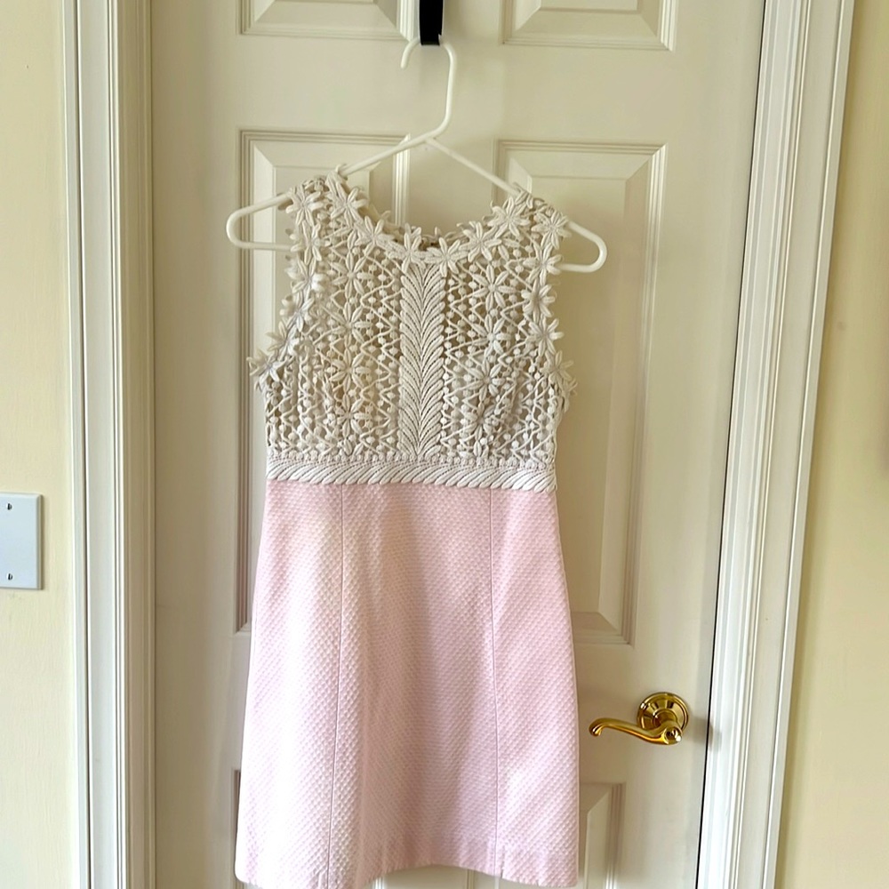 Lilly Pulitzer Size 2 Pink and White Daisy Dress